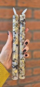 LED-kaarsen grijs met goud & zwart – handgemaakt met timer | WarmYourHeart.shop