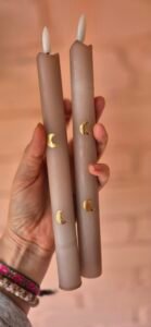 beige Led Kaarsen met gouden maantjes (set van 2)